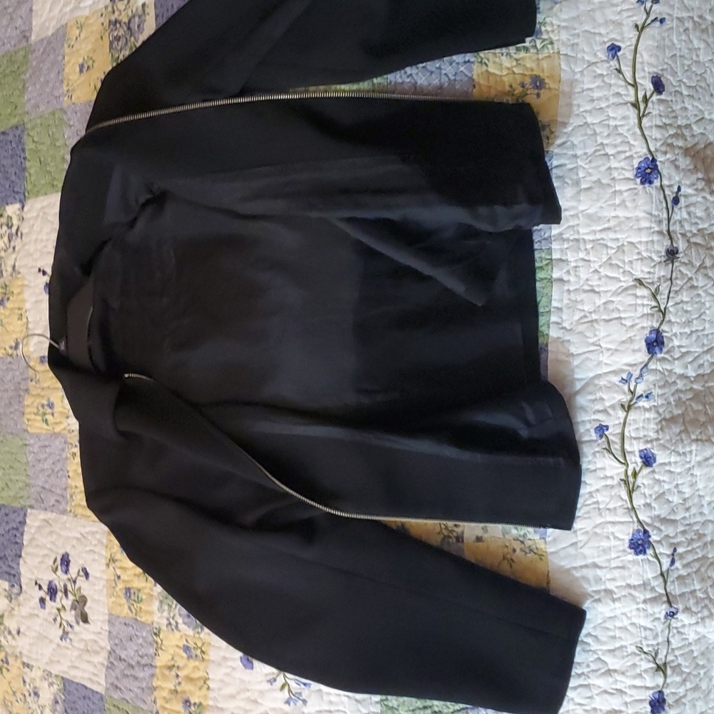 Jacket - Picture 4 of 4